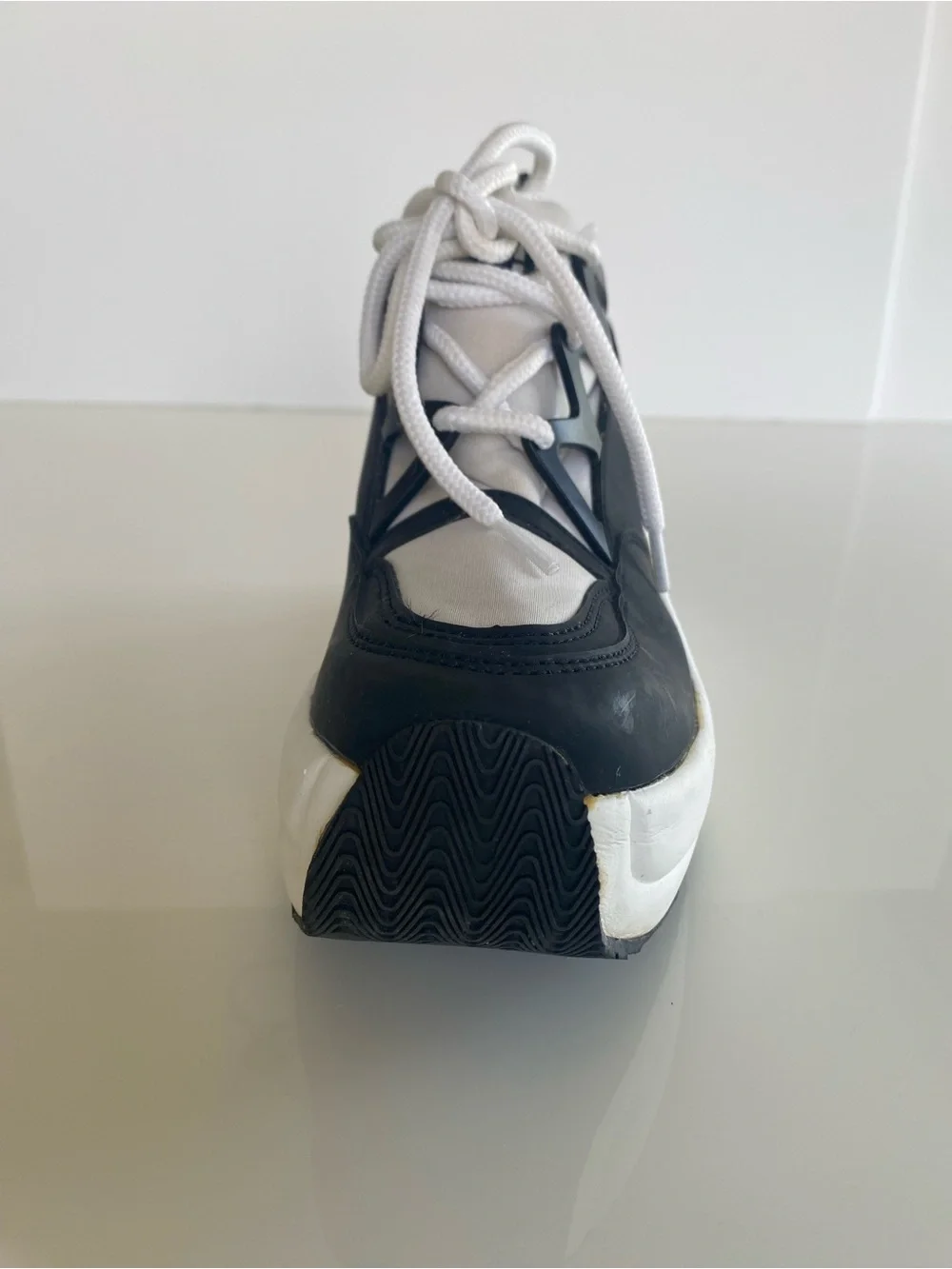 Rare Vintage Y2K Splash Platform Sneakers 8 Black & White